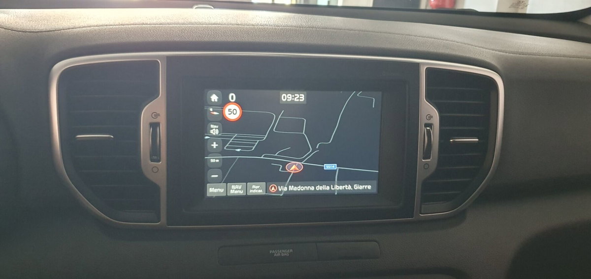 Kia Sportage 1.7 CRDI 2WD Style (7)