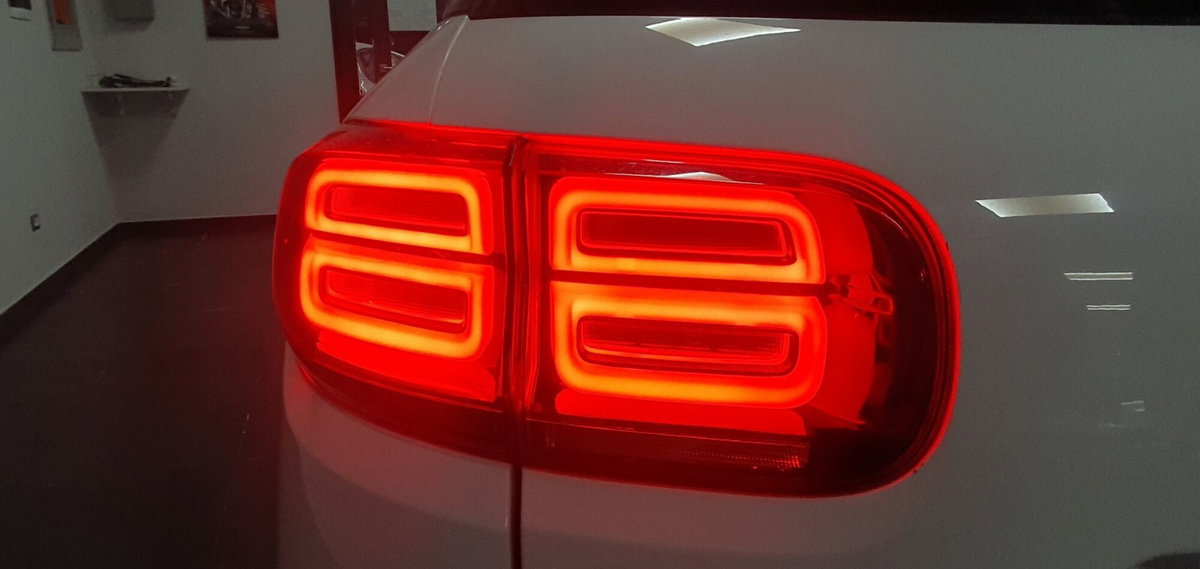 Citroen C5 Aircross Aircross BlueHDi 130 S&S Shine (16)