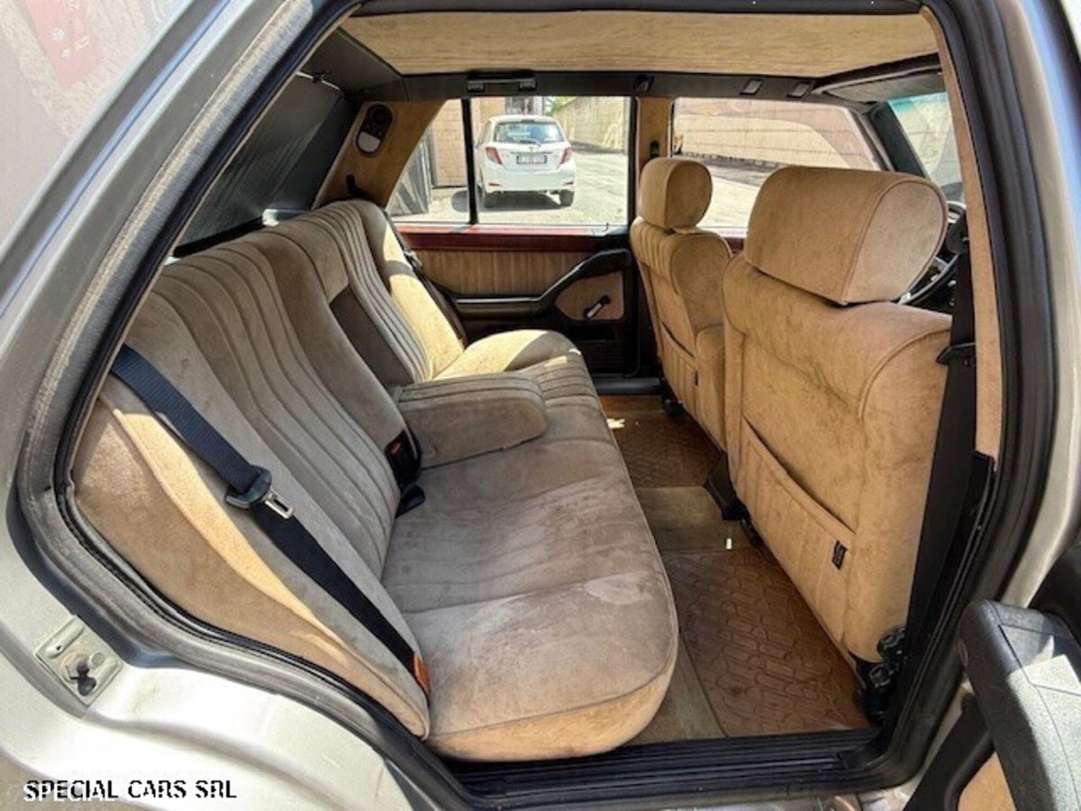 Lancia Thema i.e. (13)