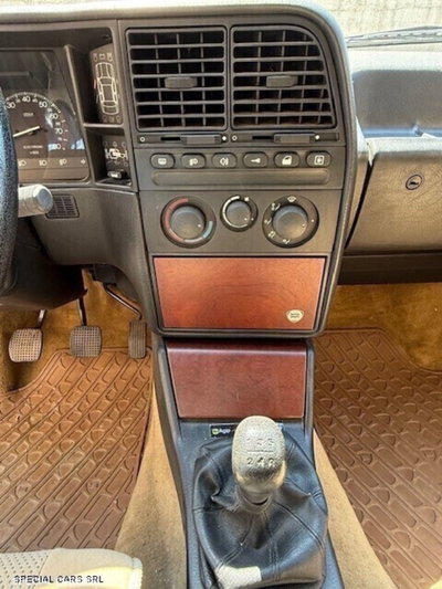 Lancia Thema i.e. (14)
