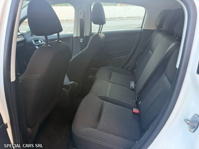 Peugeot 208 82 5 porte Active (11)