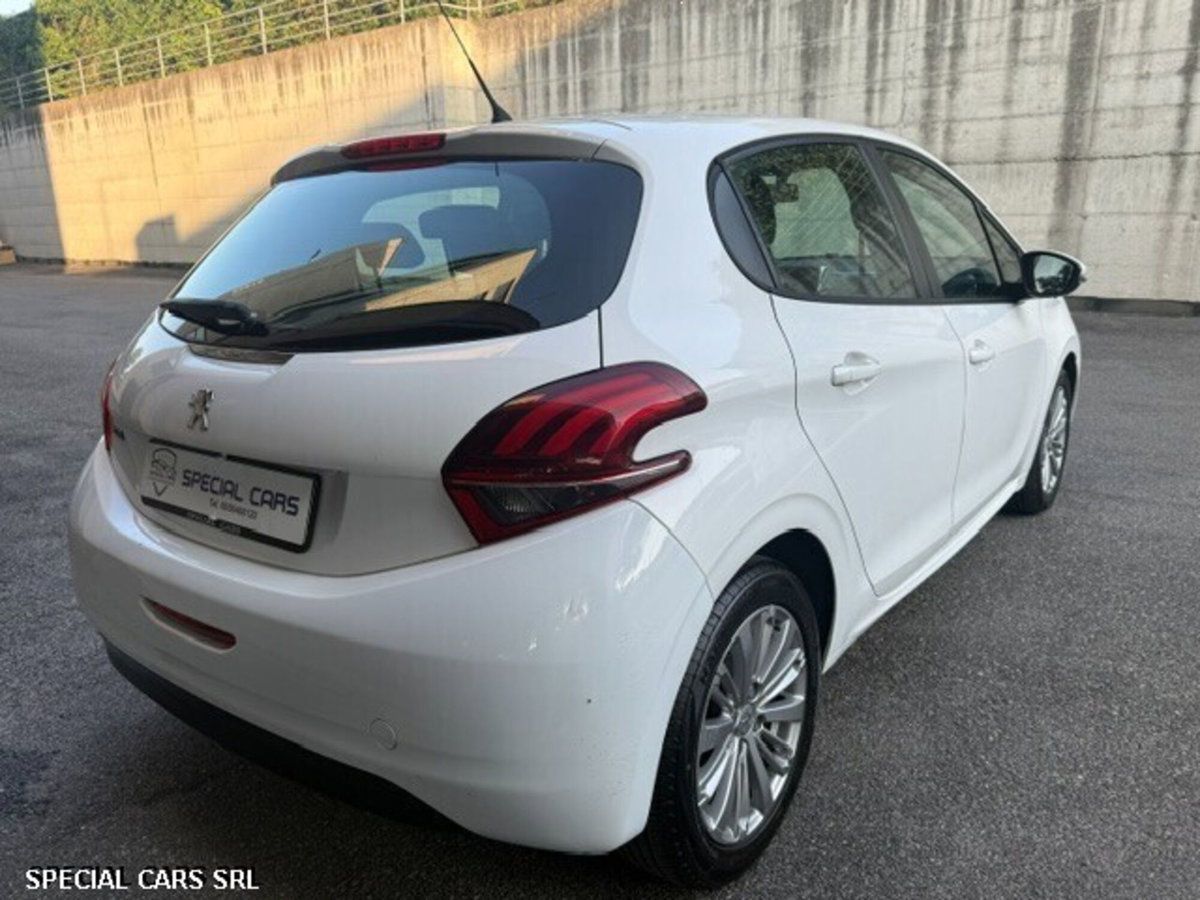 Peugeot 208 82 5 porte Active (6)