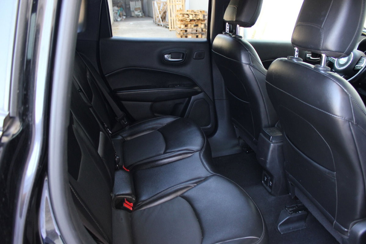 Jeep Compass 1.6 Multijet II 2WD Limited (13)