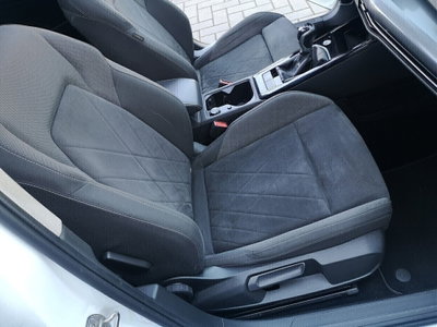 Volkswagen Golf 2.0 TDI SCR Style (14)