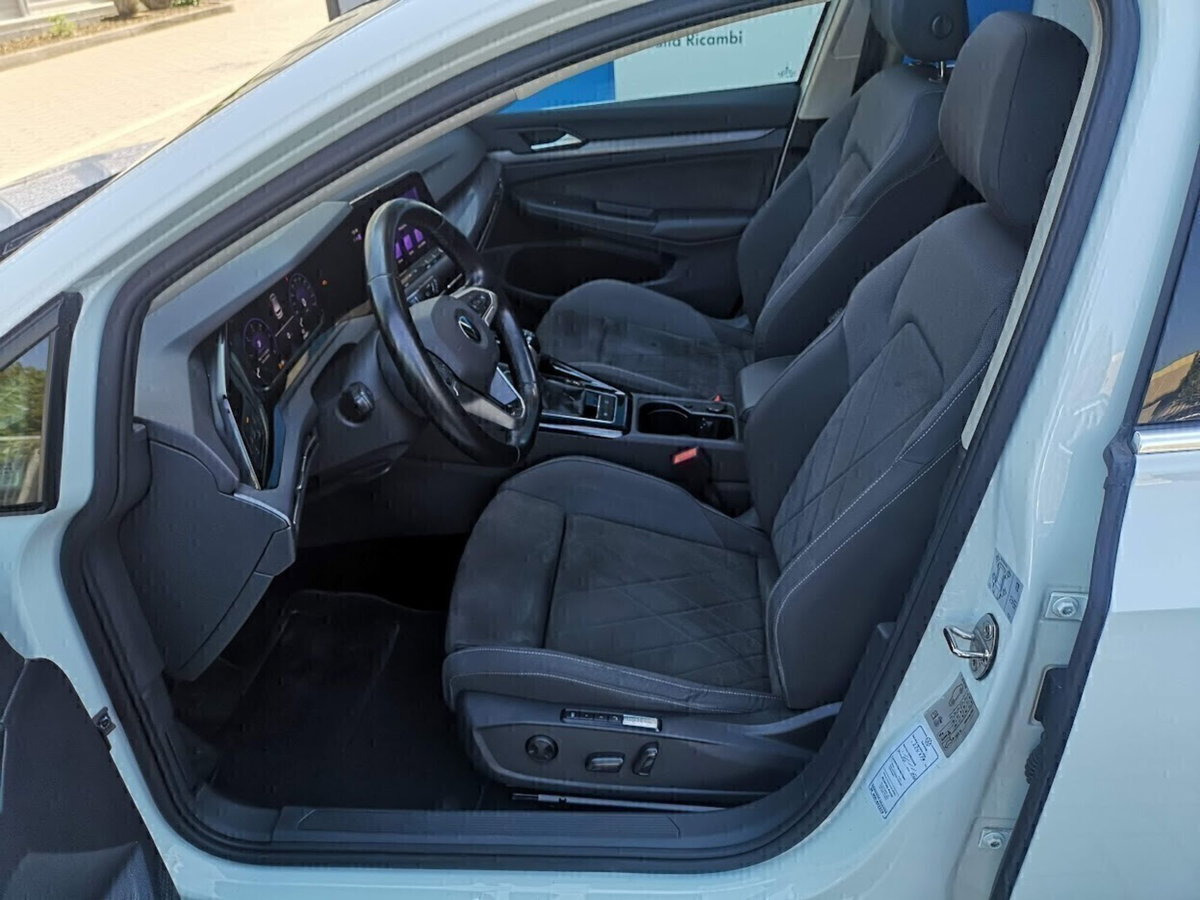 Volkswagen Golf 2.0 TDI SCR Style (3)