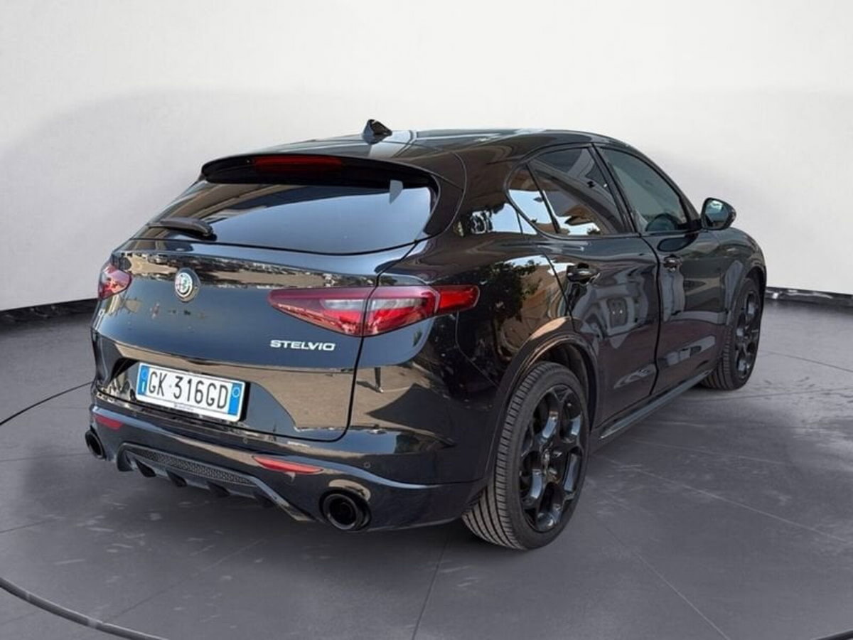 Alfa Romeo Stelvio Stelvio 2.2 Turbodiesel 210 CV AT8 Q4 Veloce (5)