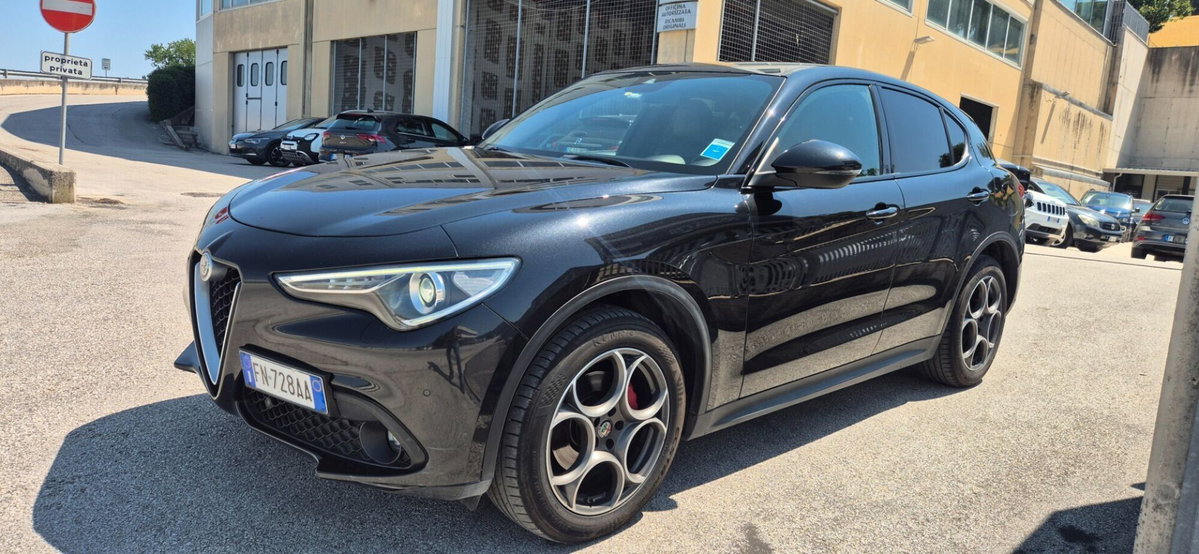 Alfa Romeo Stelvio Stelvio 2.2 Turbodiesel 210 CV AT8 Q4 Executive (3)
