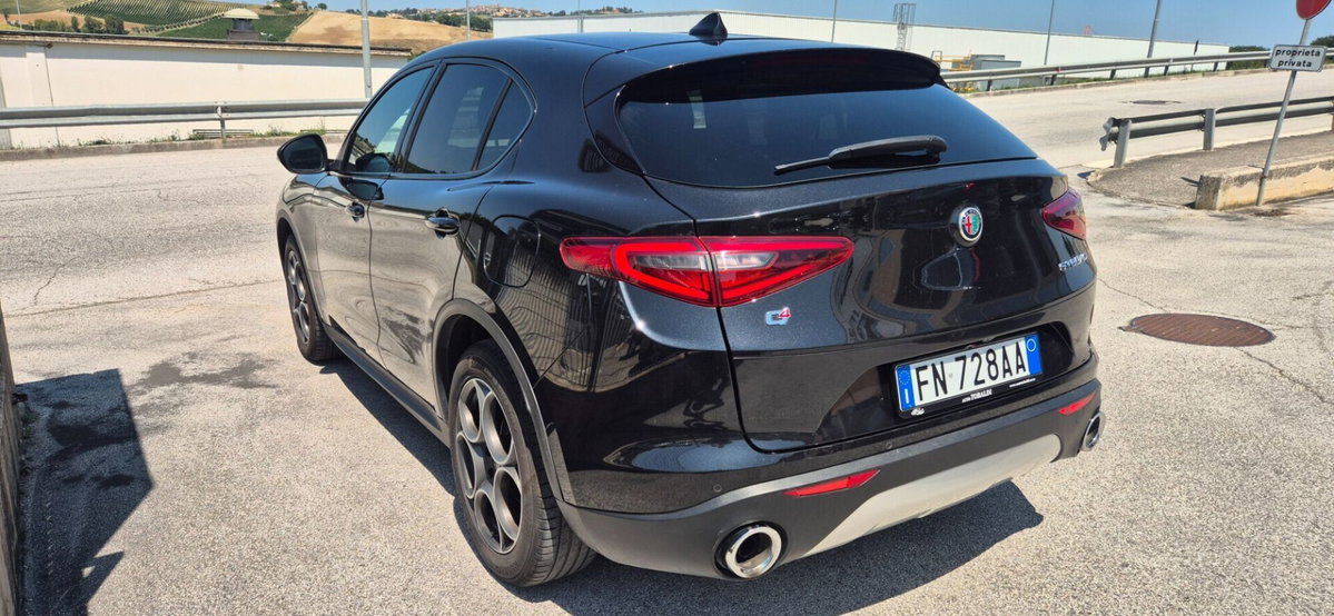 Alfa Romeo Stelvio Stelvio 2.2 Turbodiesel 210 CV AT8 Q4 Executive (4)