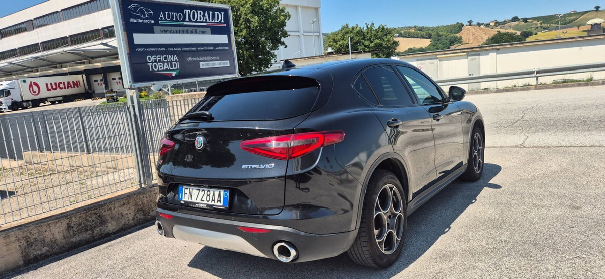 Alfa Romeo Stelvio Stelvio 2.2 Turbodiesel 210 CV AT8 Q4 Executive (5)