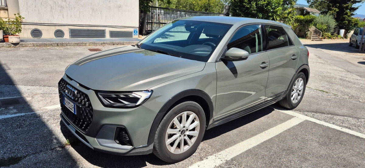 Audi A1 allstreet allstreet 30 TFSI Identity Contrast (2)