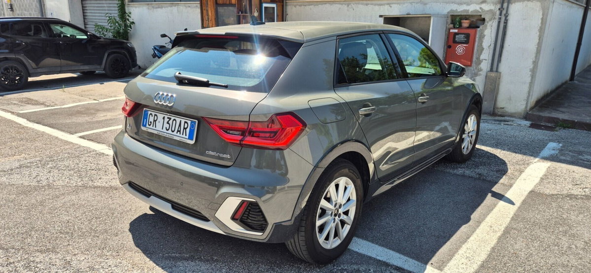 Audi A1 allstreet allstreet 30 TFSI Identity Contrast (4)
