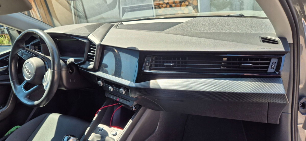 Audi A1 allstreet allstreet 30 TFSI Identity Contrast (7)