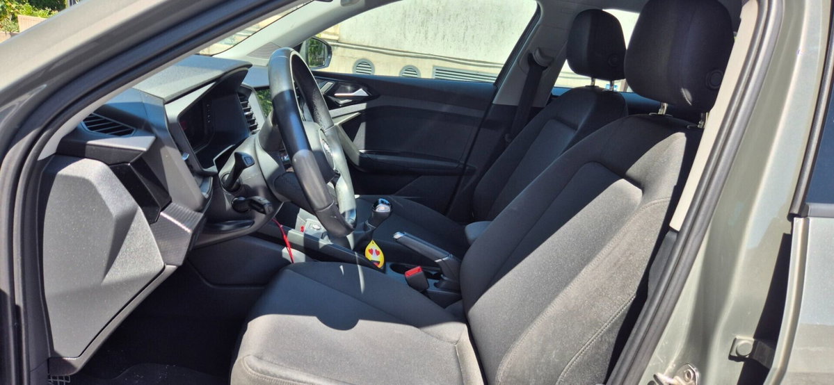 Audi A1 allstreet allstreet 30 TFSI Identity Contrast (8)