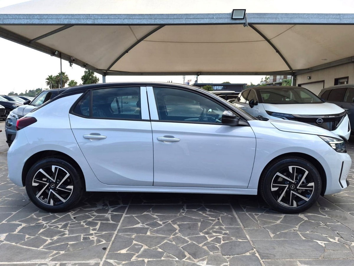 Opel Corsa 1.2 100 CV Edition (4)