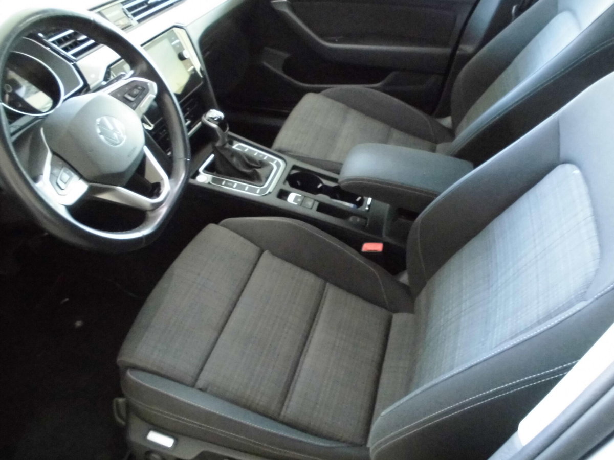 Volkswagen Passat Variant 2.0 TDI SCR EVO Business (8)