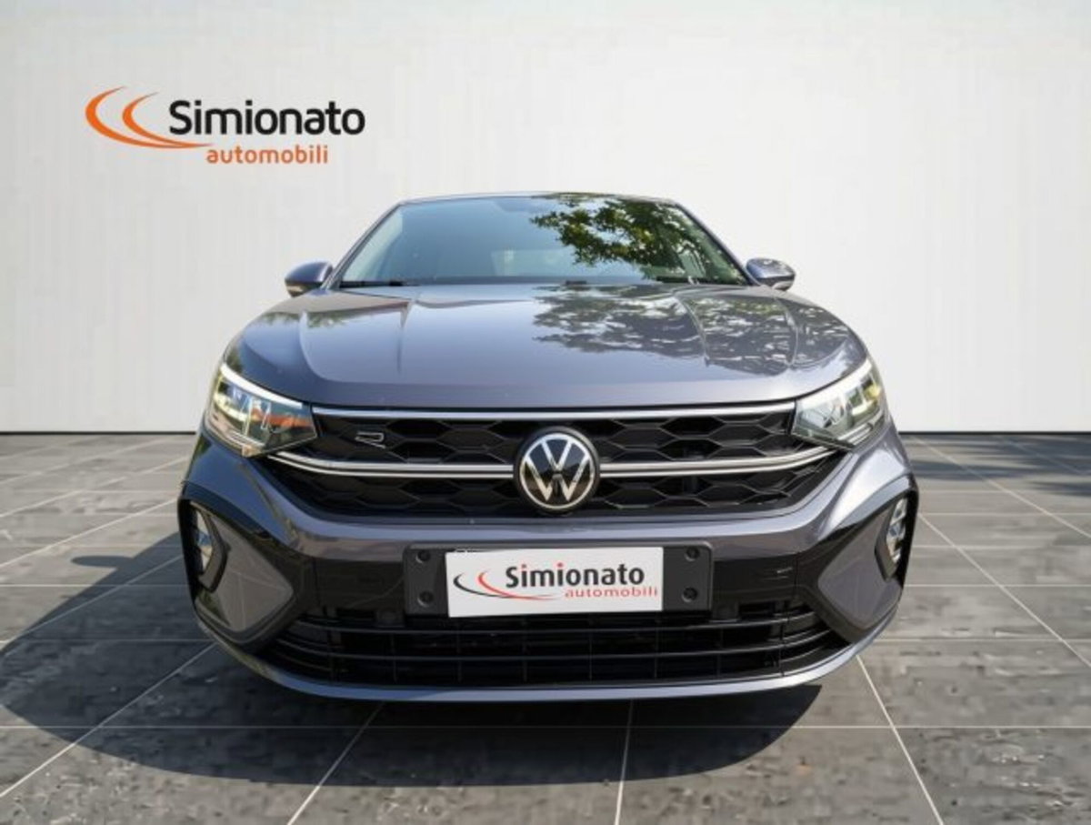 Volkswagen Taigo 1.0 tsi R-Line 115cv (2)