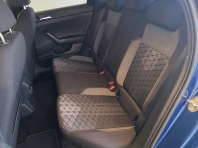 Volkswagen Taigo 1.0 tsi R-Line 115cv (16)