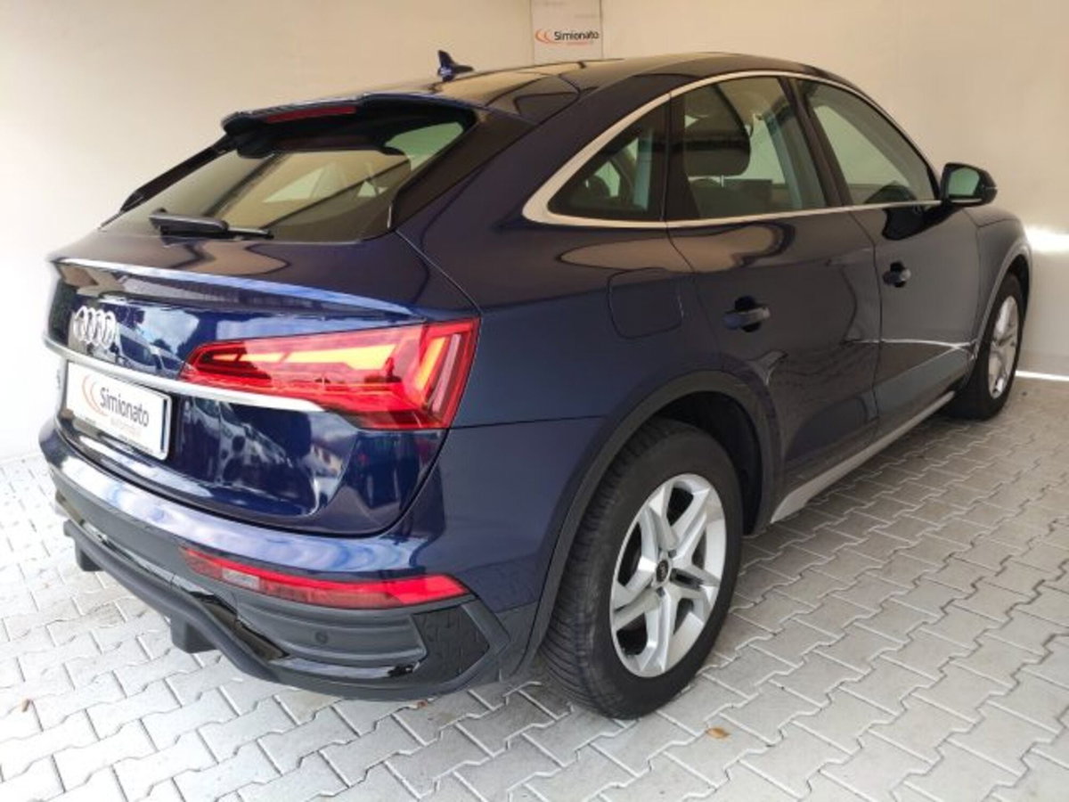 Audi Q5 35 TDI S tronic Business Advanced (4)