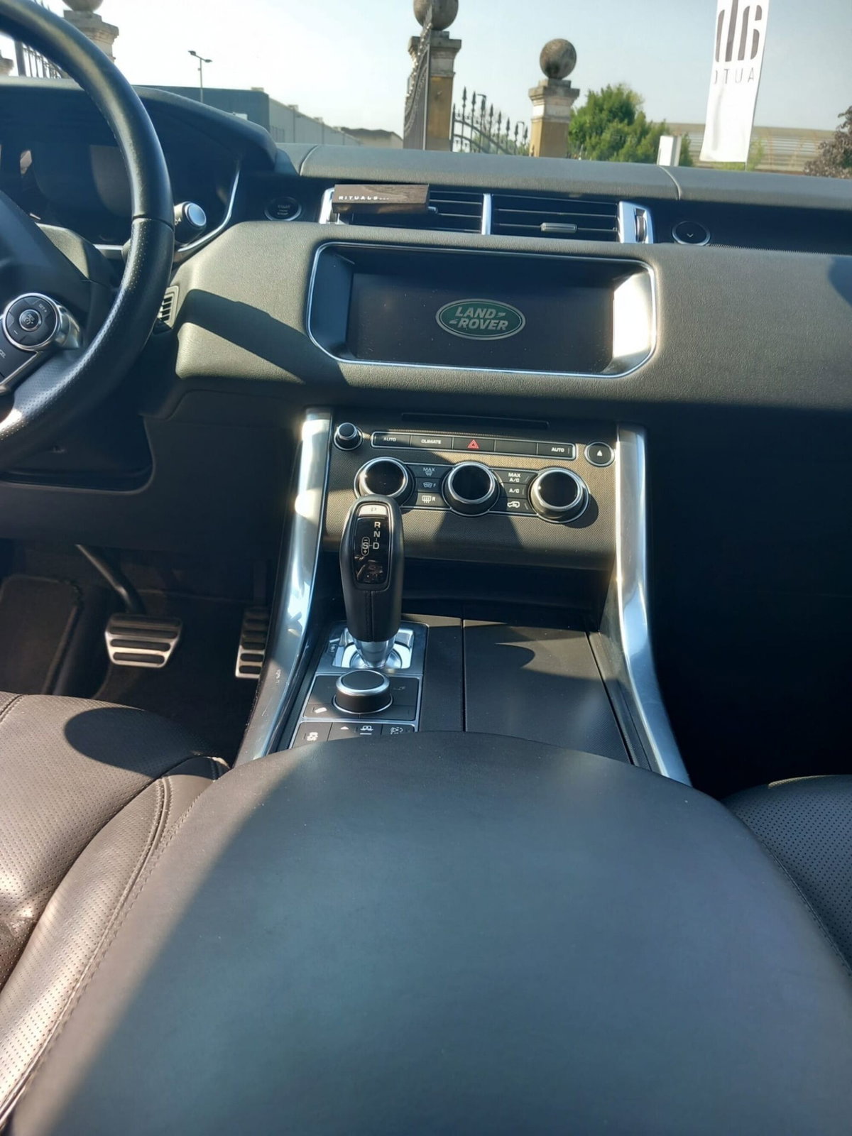 Land Rover Range Rover Sport 3.0 TDV6 HSE (18)