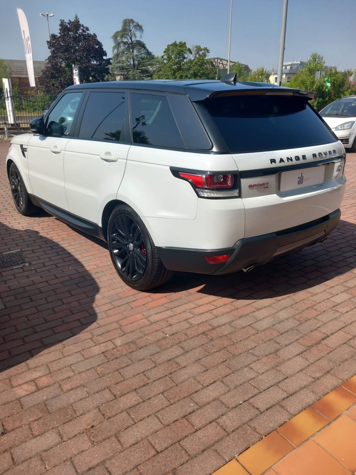Land Rover Range Rover Sport 3.0 TDV6 HSE (3)