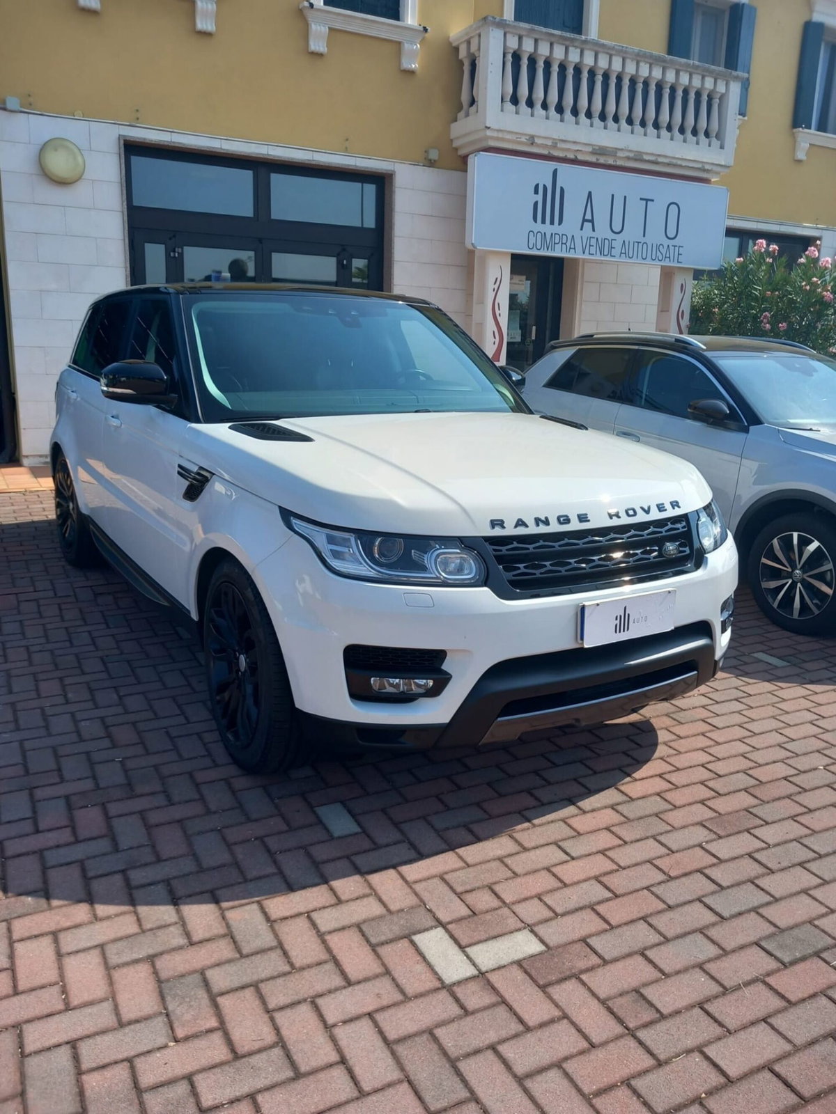 Land Rover Range Rover Sport 3.0 TDV6 HSE (6)