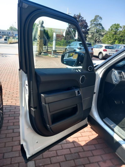 Land Rover Range Rover Sport 3.0 TDV6 HSE (7)