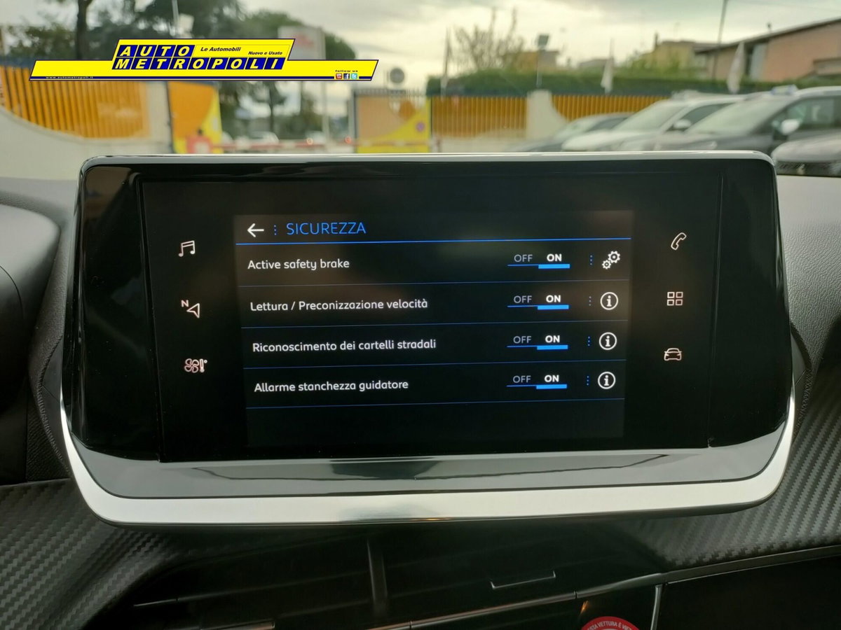 Peugeot 208 PureTech 75 Stop&Start 5 porte Active Pack (16)