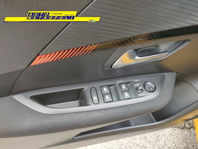 Peugeot 208 PureTech 75 Stop&Start 5 porte Active Pack (19)