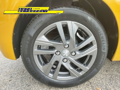 Peugeot 208 PureTech 75 Stop&Start 5 porte Active Pack (8)