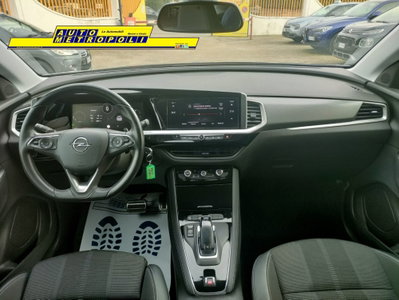 Opel Grandland 1.5 diesel Ecotec aut. Business Elegance (11)