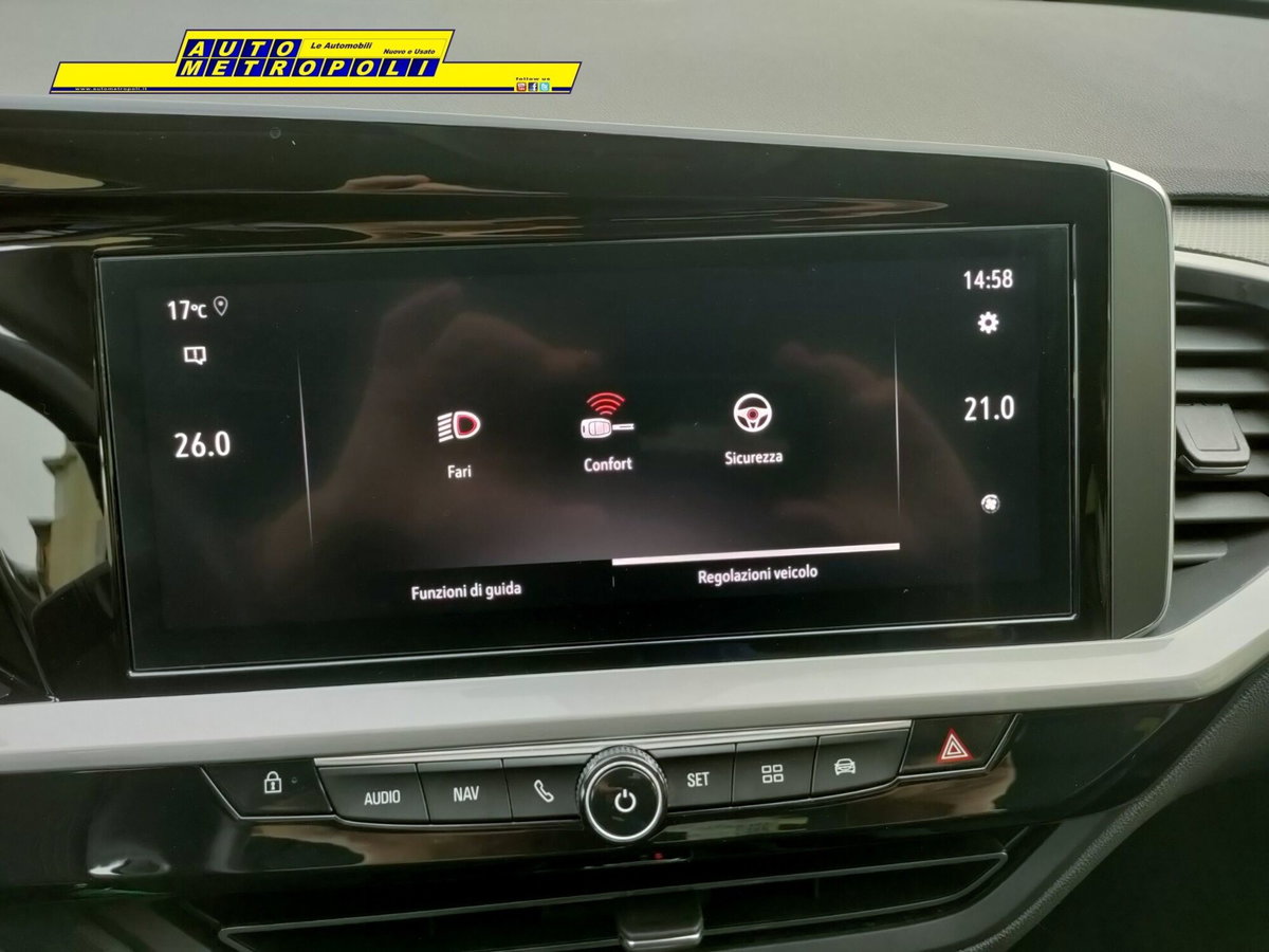 Opel Grandland 1.5 diesel Ecotec aut. Business Elegance (16)
