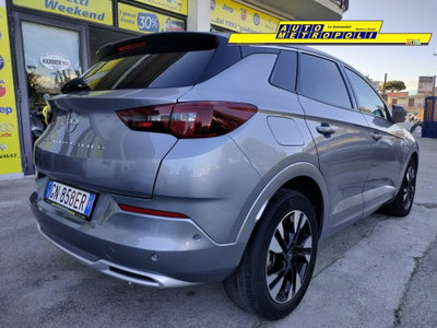 Opel Grandland 1.5 diesel Ecotec aut. Business Elegance (4)