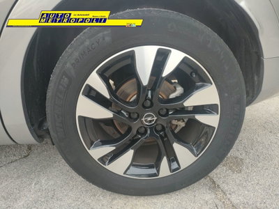 Opel Grandland 1.5 diesel Ecotec aut. Business Elegance (8)