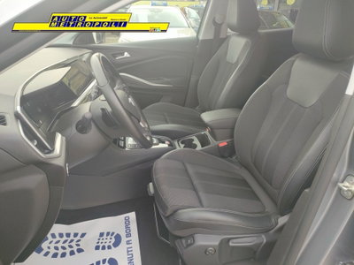 Opel Grandland 1.5 diesel Ecotec aut. Business Elegance (9)