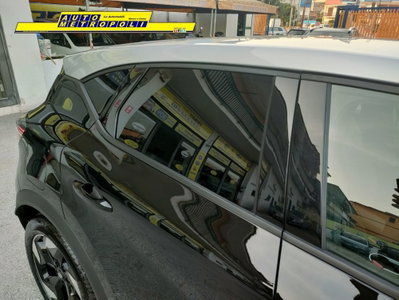 Renault Captur 1.0 tce Techno 90cv (8)