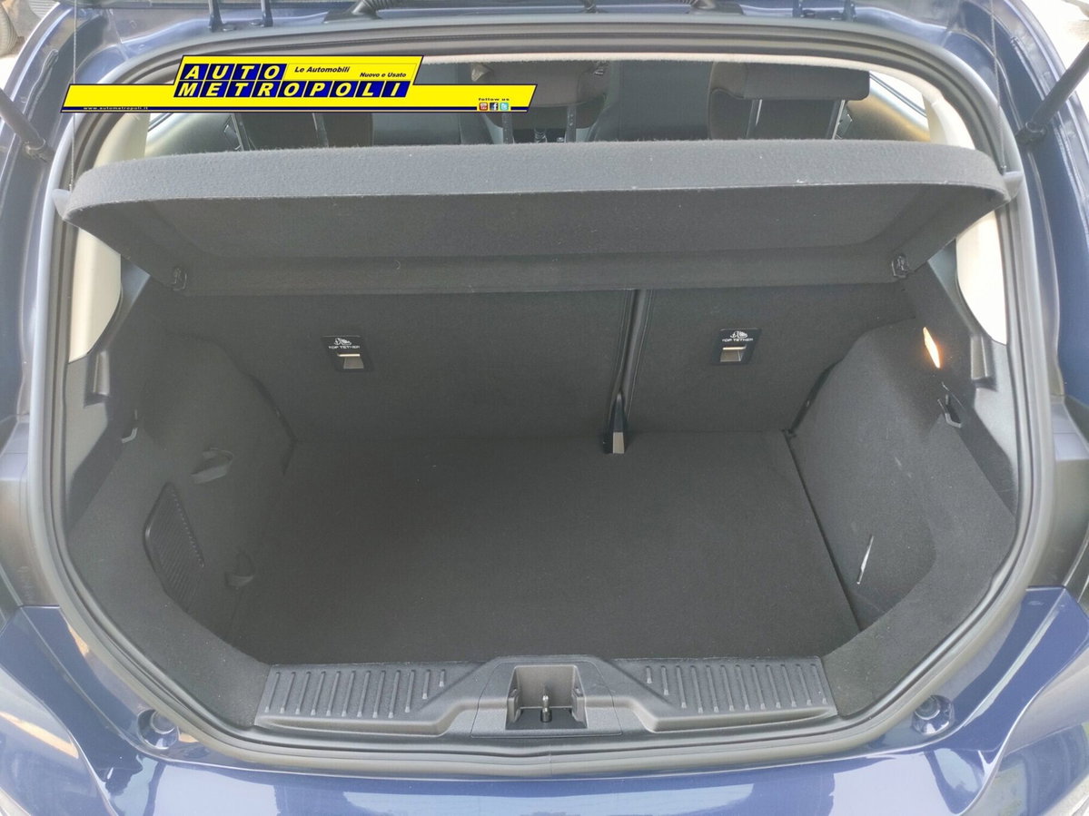 Ford Fiesta 1.1 85 CV 5 porte Business (19)