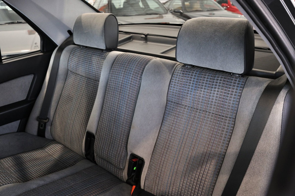 Alfa Romeo 155 1.8i Twin Spark cat (11)