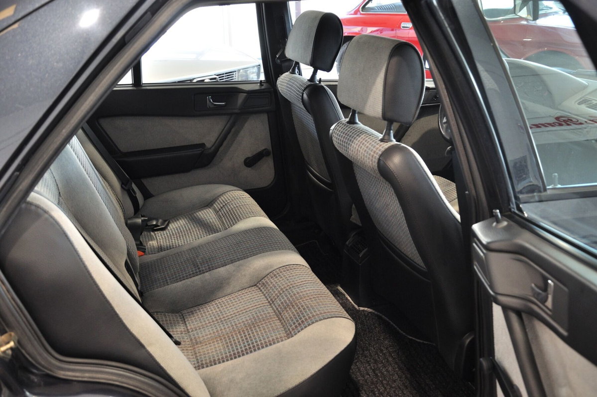 Alfa Romeo 155 1.8i Twin Spark cat (14)