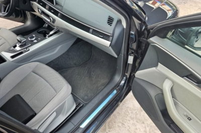 Audi A4 Avant 2.0 TDI 190 CV S tronic Business Sport (11)