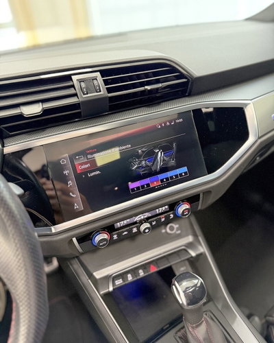 Audi Q3 Sportback 35 2.0 tdi Identity Black s-tronic (10)