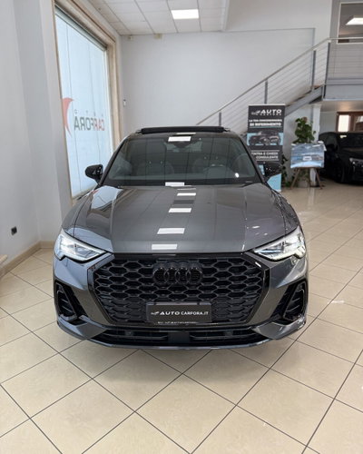 Audi Q3 Sportback 35 2.0 tdi Identity Black s-tronic (11)