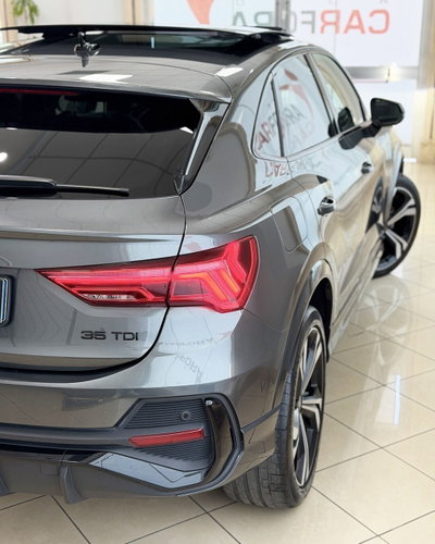 Audi Q3 Sportback 35 2.0 tdi Identity Black s-tronic (4)