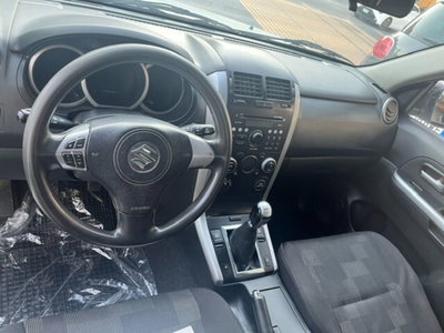 Suzuki Grand Vitara 1.9 DDiS 3 porte Offroad (11)