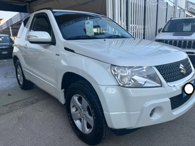 Suzuki Grand Vitara 1.9 DDiS 3 porte Offroad (4)