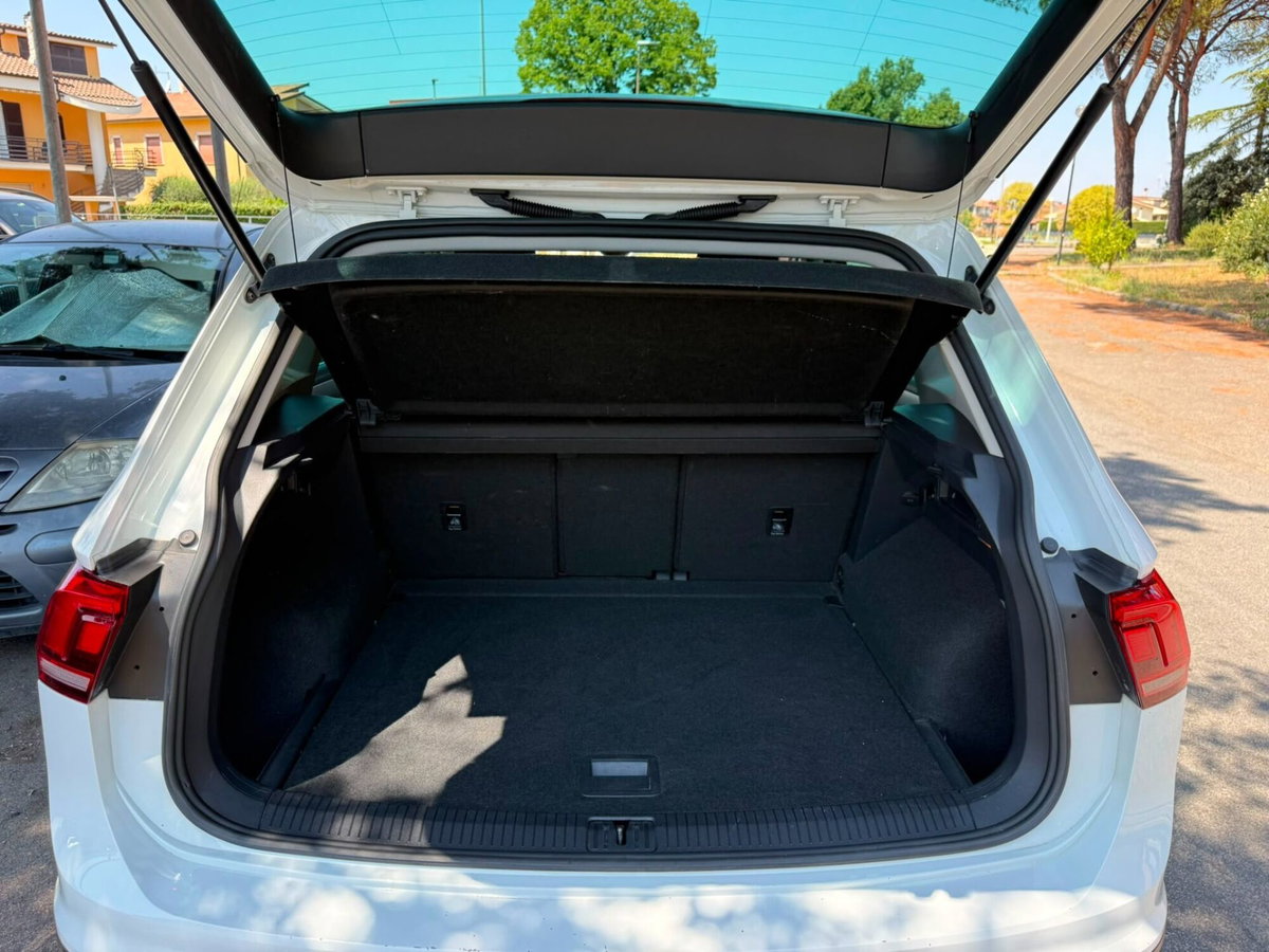 Volkswagen Tiguan 2.0 TDI SCR DSG 4MOTION Executive BMT (9)
