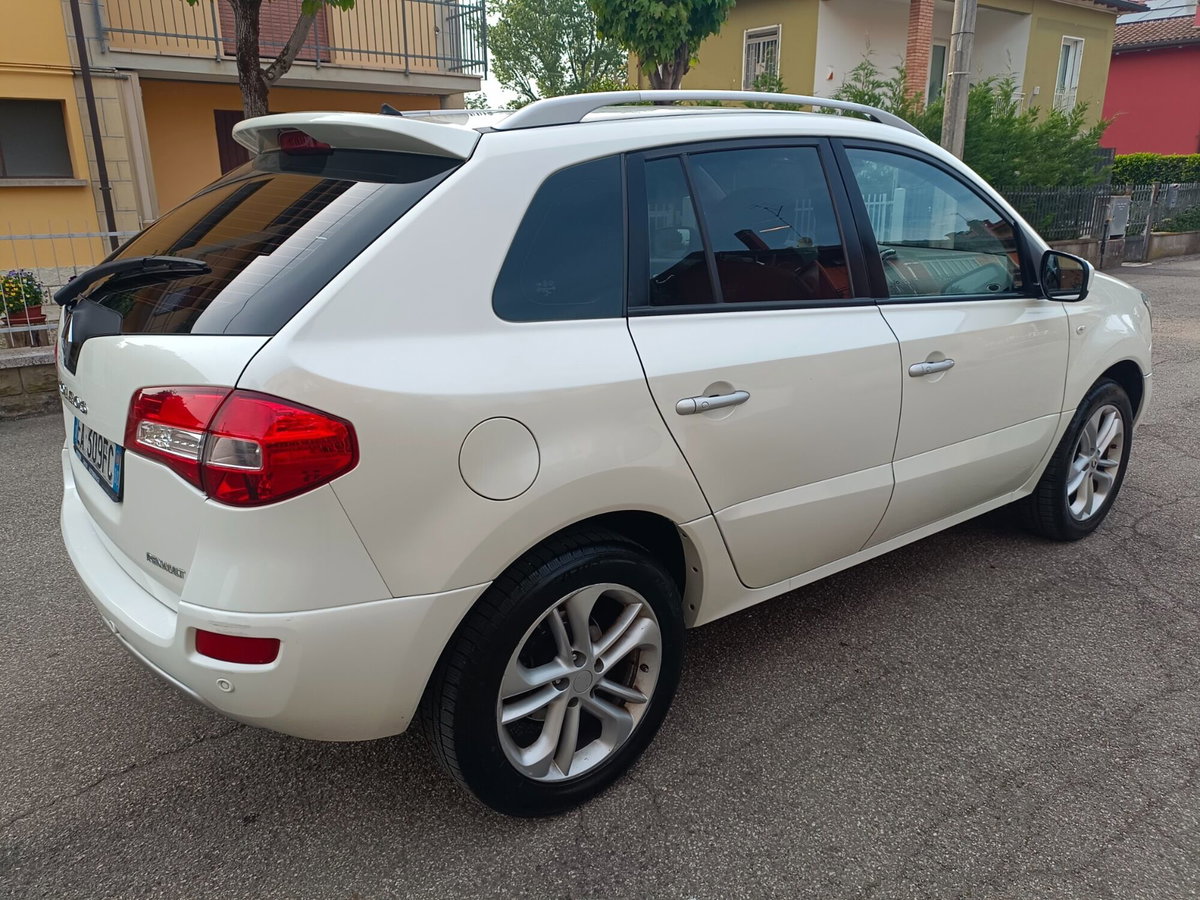 Renault Koleos 2.0 dCi 150CV 4X4 Carving Cup (6)