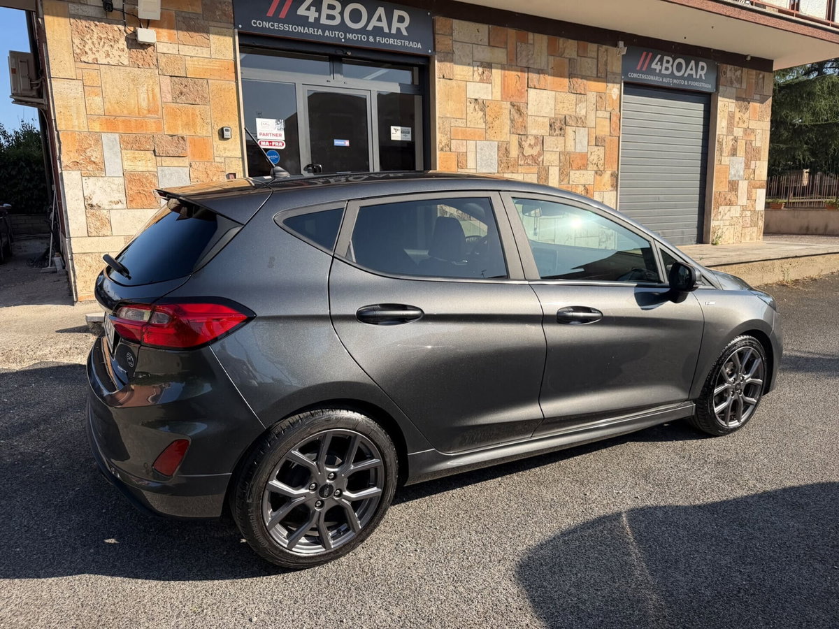Ford Fiesta 1.0 Ecoboost Hybrid 125 CV 5 porte ST-Line X (4)