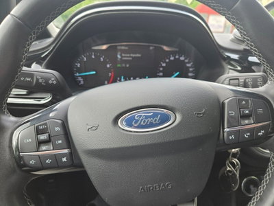 Ford Fiesta 1.1 75 CV GPL 5 porte Titanium (10)