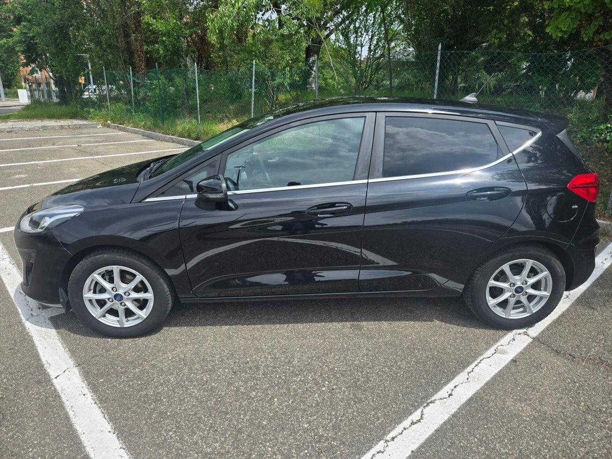 Ford Fiesta 1.1 75 CV GPL 5 porte Titanium (2)