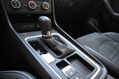 SEAT Ateca 2.0 tdi Black Edition 150cv dsg (13)